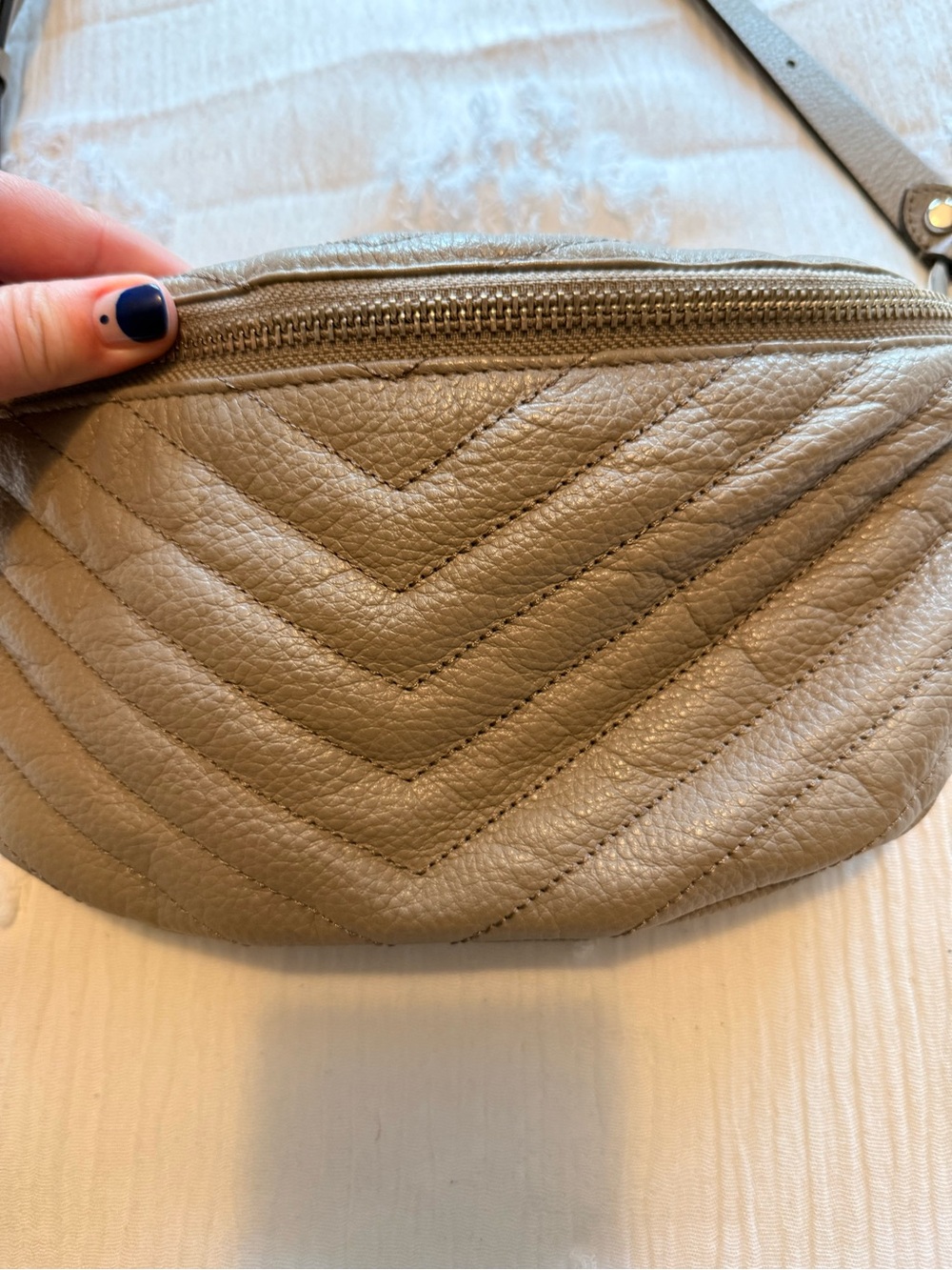 Quilted Belt Bag - Picture 2 of 7